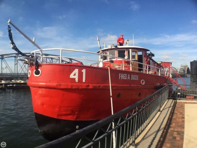 Custom Retired Chicago Fireboat